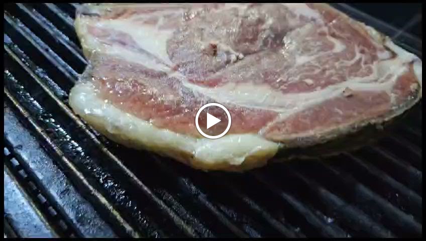 Braseria Las Ninas — Comida y bebida