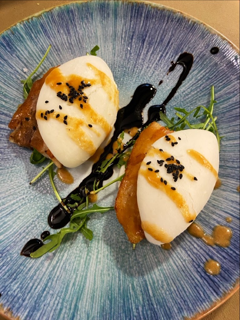 CASA BORRASCA — Comida y bebida