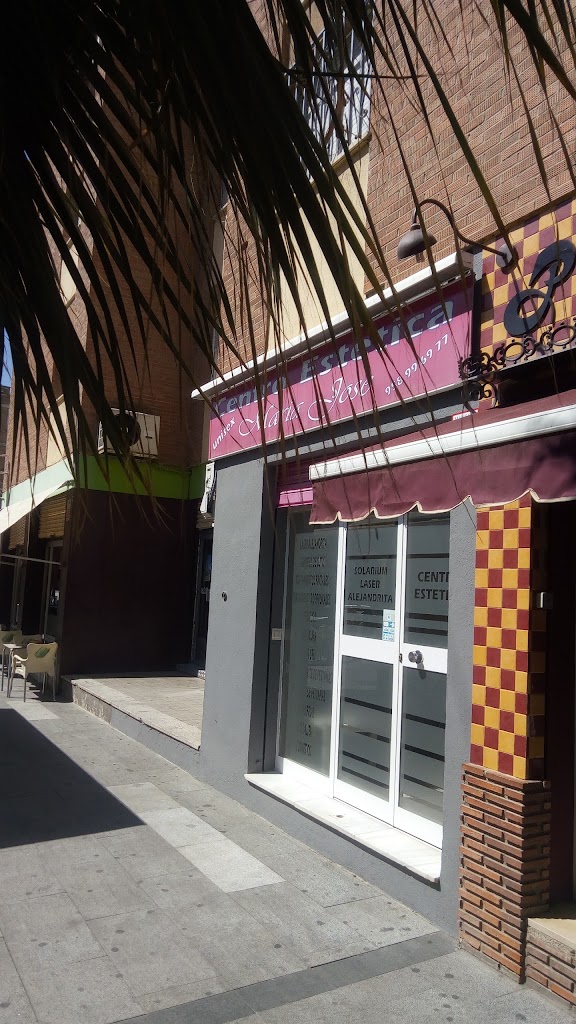 Centro Estetica Raquel Almenara — Exterior