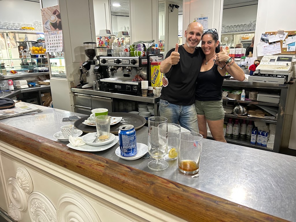 Blau Blauet Cafeteria — Ambiente