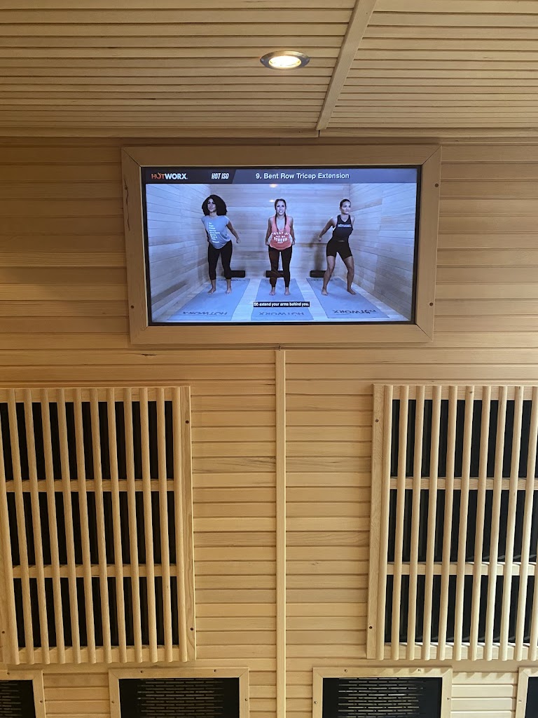  HOTWORX Portage - Portage, MI - Crossroads Galleria