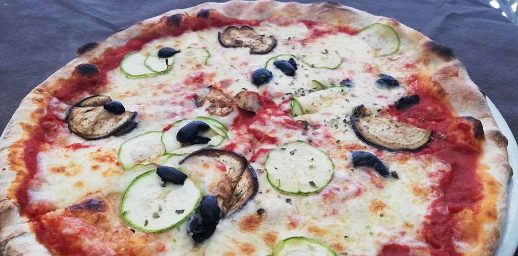 Pizzeria Milano — Pizza