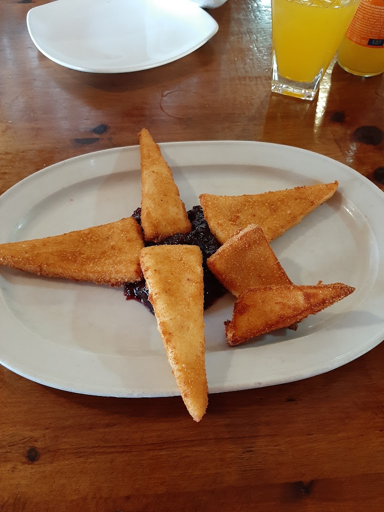 Bar restaurante Las Otras Naves — Comida y bebida