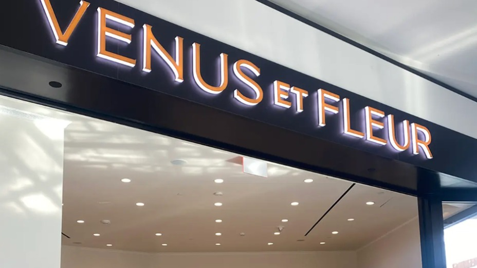 Venus et Fleur- Roosevelt Field