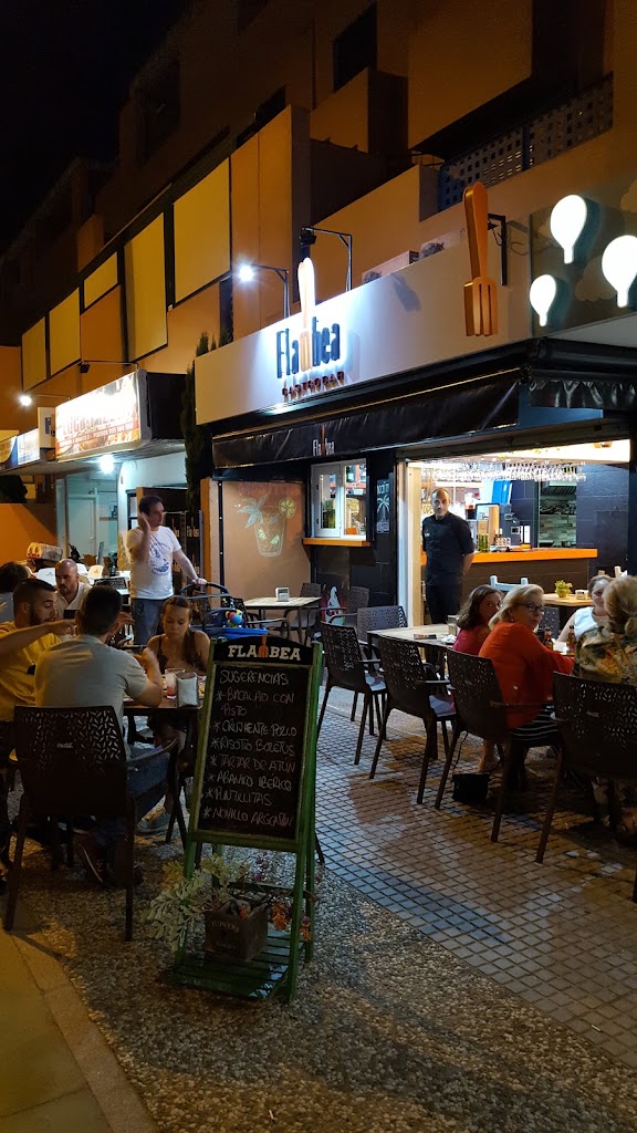 Flambea Gastrobar — Ambiente