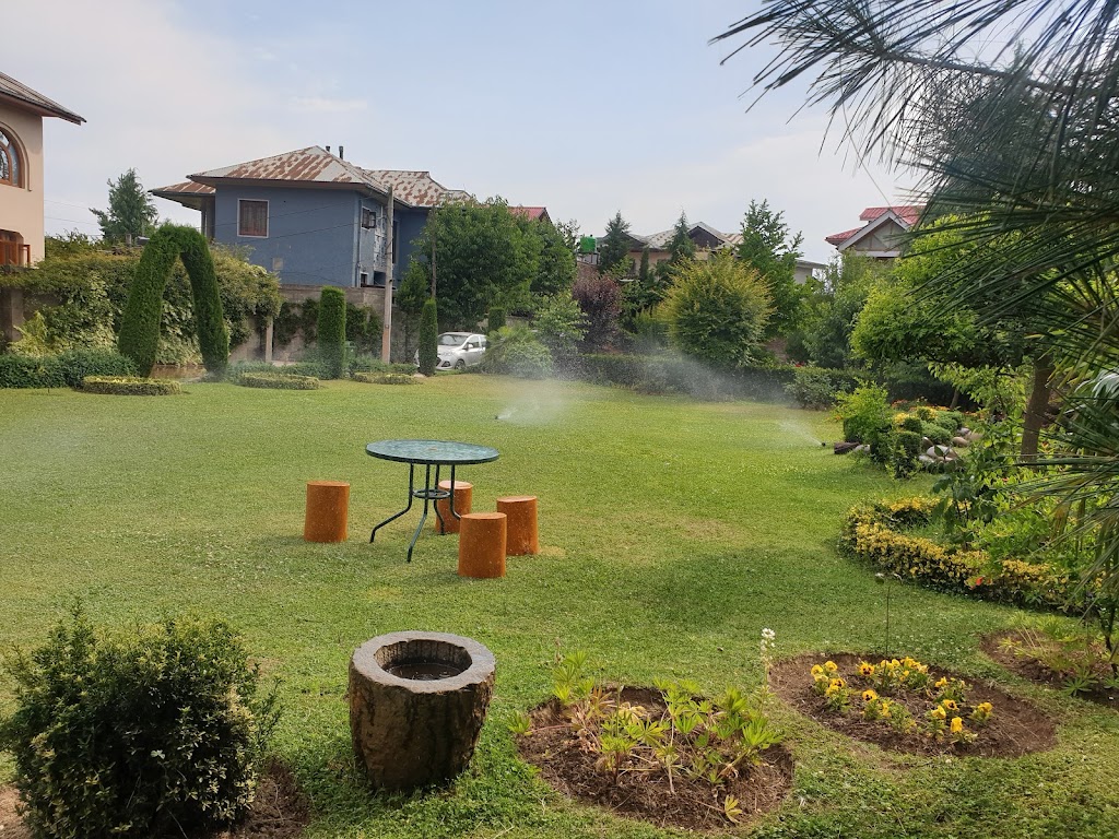Birds And Breeze Home Stay