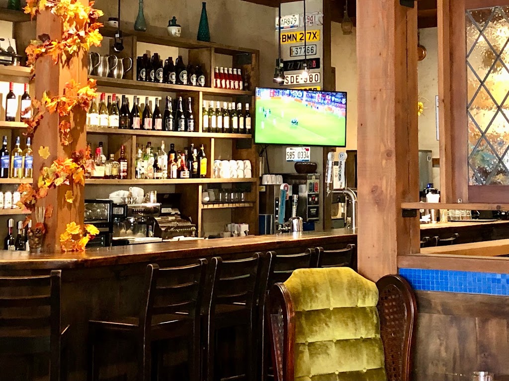 Burgoo Bistro Lonsdale in North Vancouver