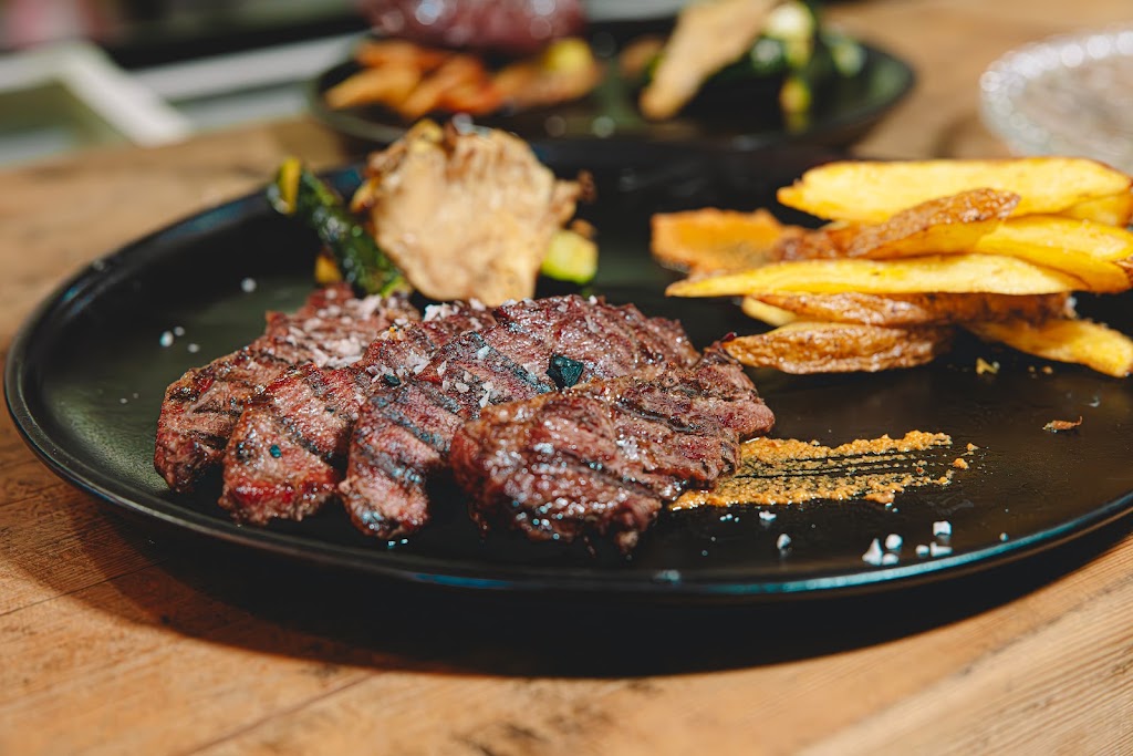 Restaurante Salazon — Comida y bebida