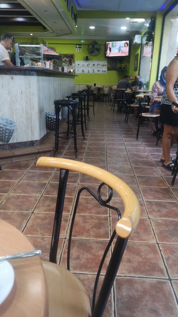 CAFETERIA LA GLORIA. — Ambiente
