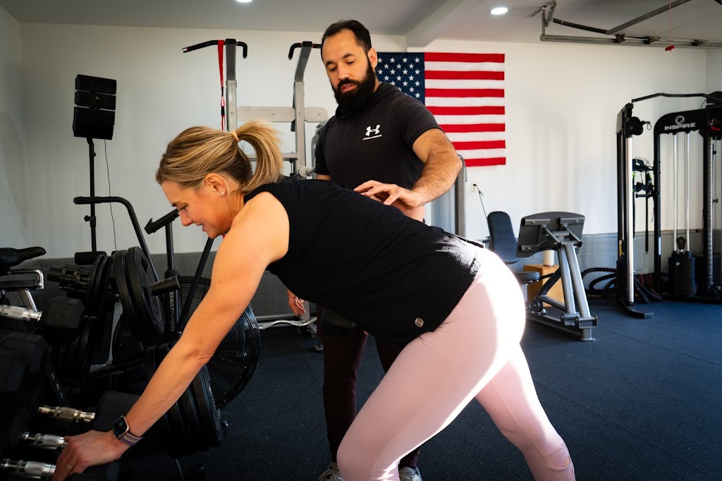  Revamp - Certified Personal Trainer. Nutritionist.