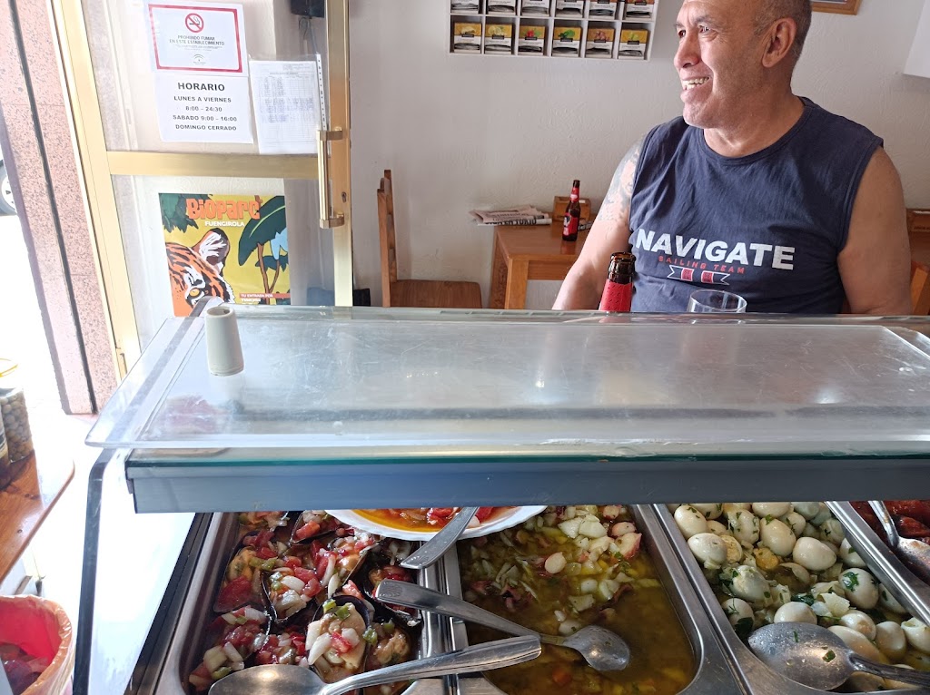 Cafeteria Bar Charol