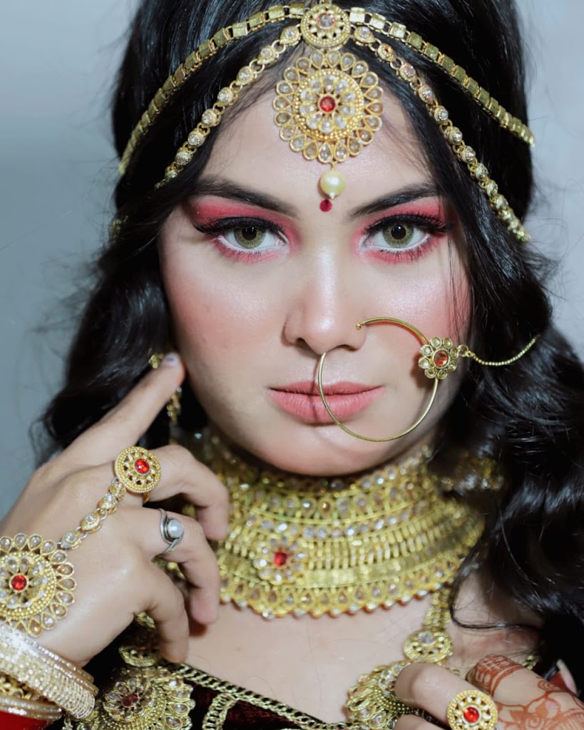 Hem S Beauty Zone Academy Unisex Salon Spa Hairdresser Beauty Parlour