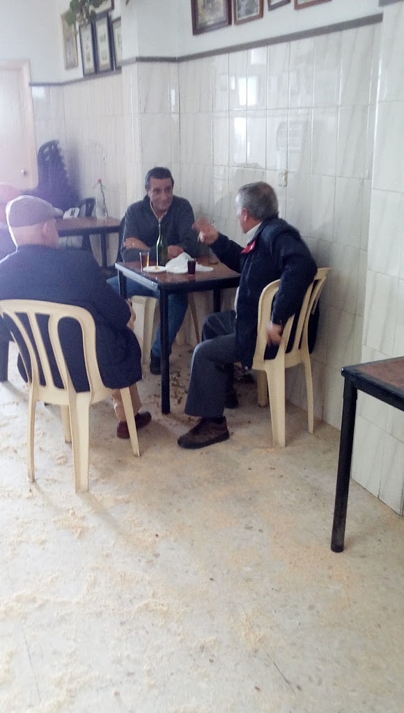 Bodega Cardenas — Ambiente
