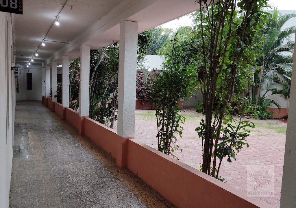 6 Cr Hotel Natraj