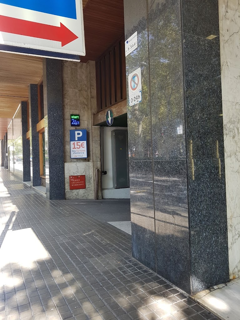 Aparcamiento Ibermotor 200