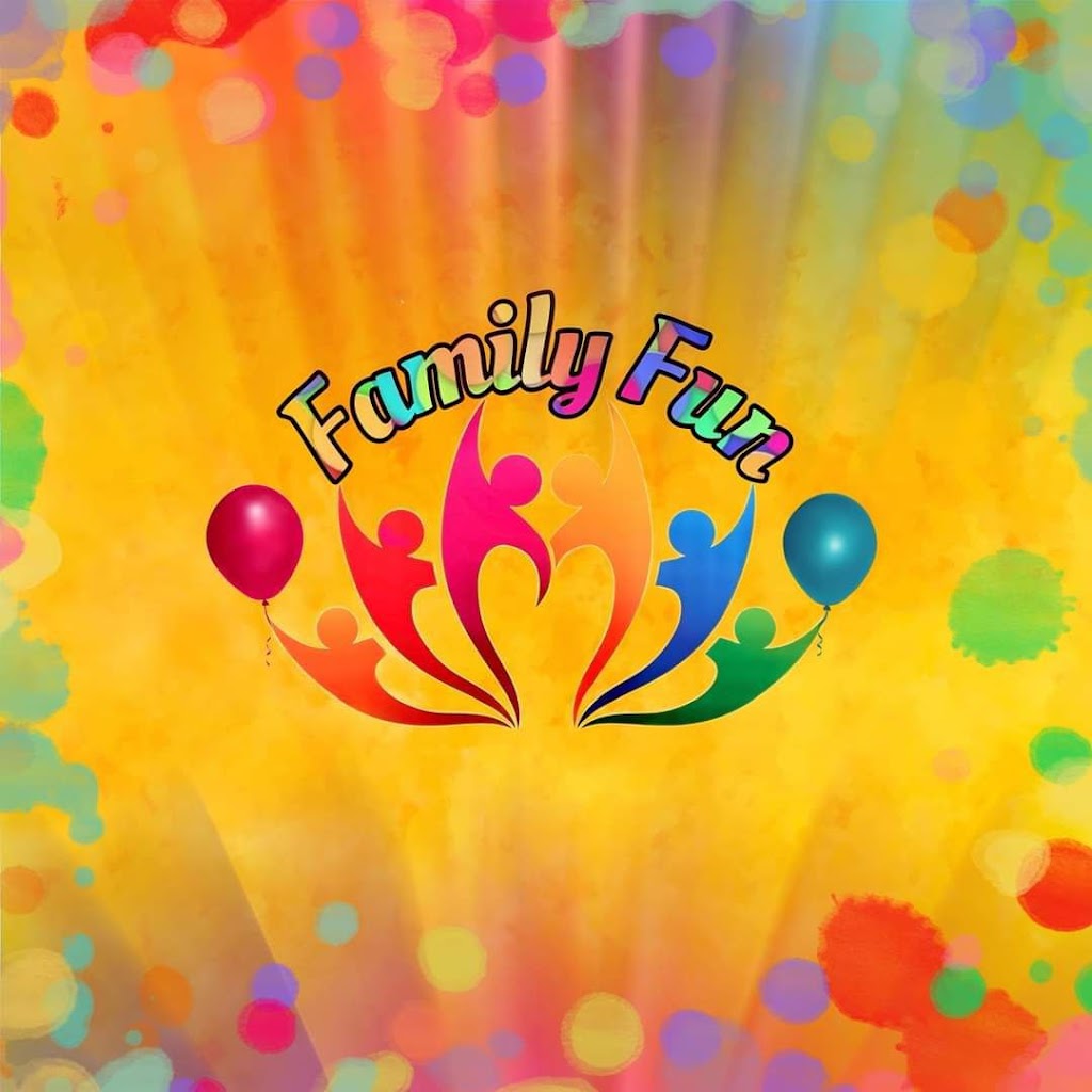 Family Fun Badajoz - parque de bolas - local para fiestas - eventos y reuniones - sala gamer - parques de bolas