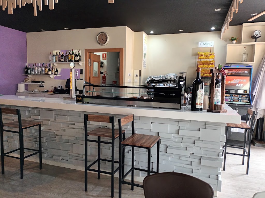 La Barca Del Tapeo — Ambiente