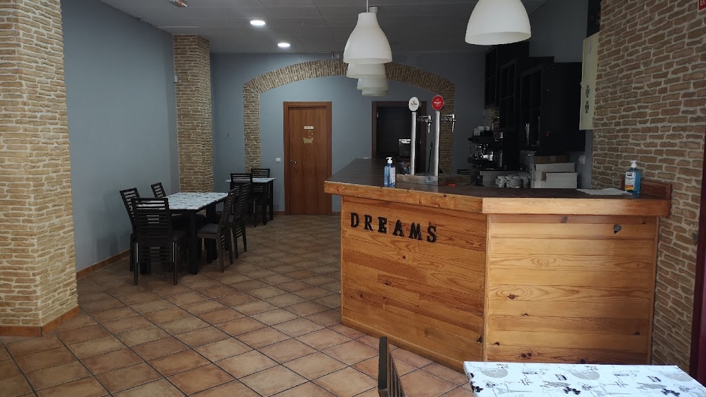 Dreams Bar-Cafeteria