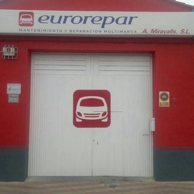 AutoMiravalls — Exterior