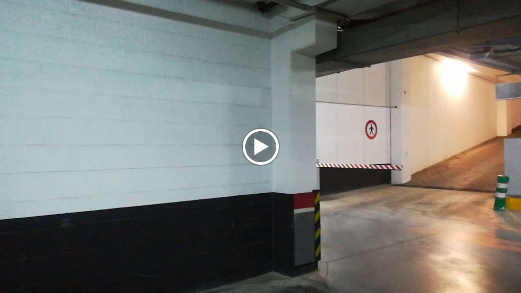 Parking Santa Eularia des Riu — Videos