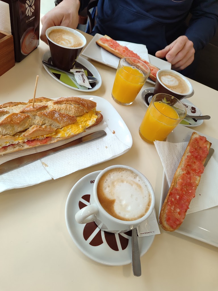 Cafeteria Comedus — Zumo