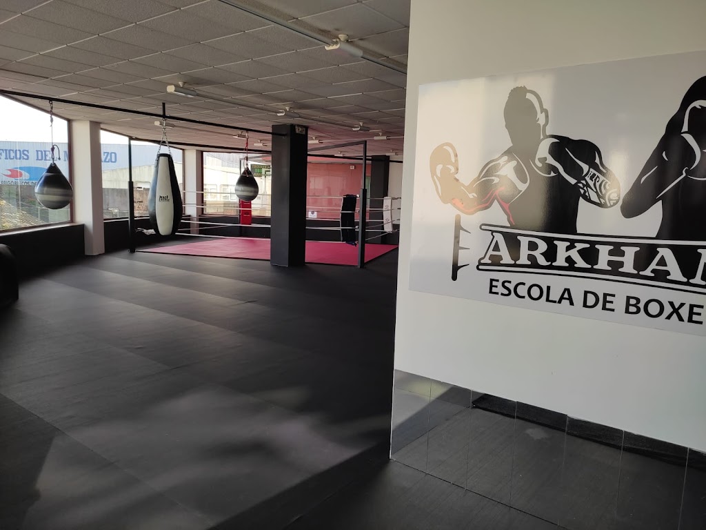 Escola de Boxeo Arkham — Del propietario