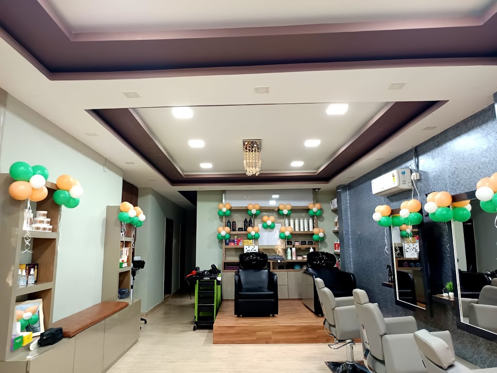 Z Family Salon Academy