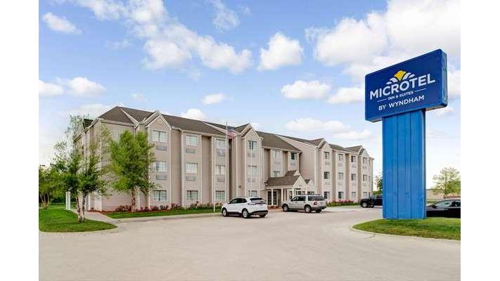 Microtel Inn & Suites by Wyndham Bellevue/Omaha - Hotel in Bellevue , United States of America