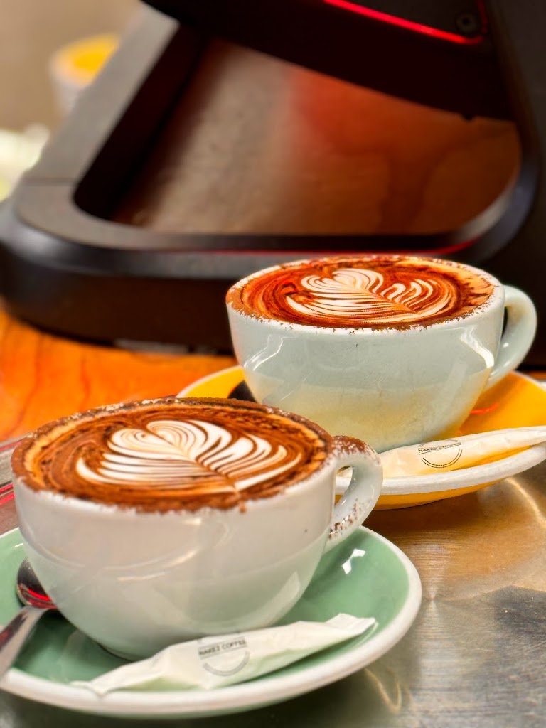 NAKEZ COFFEE — Comida y bebida