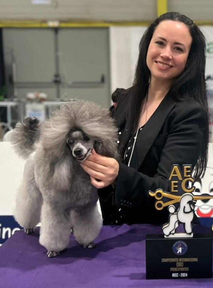 Rocio Casa Estilista Canina Academia de Peluqueria Canina