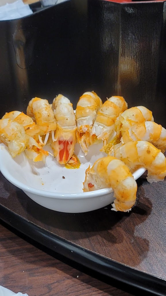 四兩千金活蝦之家 | 高雄美食 高雄美食推薦 附近美食 泰國蝦 活蝦 胡椒蝦 蝦子 聚餐 附近美食 餐廳 的照片