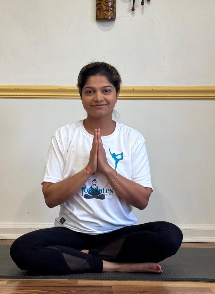  Yogalates with Hardee