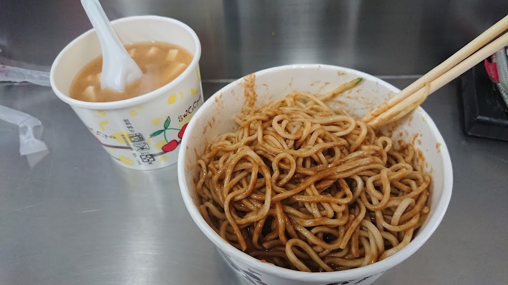 阿春媽媽涼麵店 (張春涼麵) 的照片