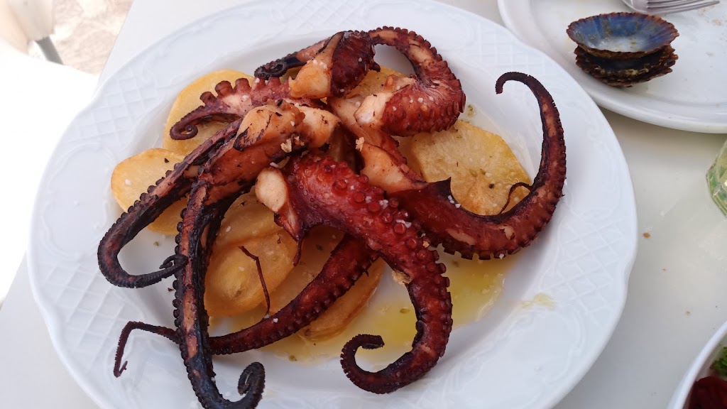 Tasca Larandela — Comida y bebida