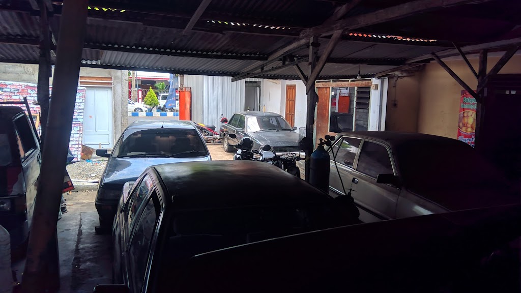 Bengkel Mobil Pak Siwoh