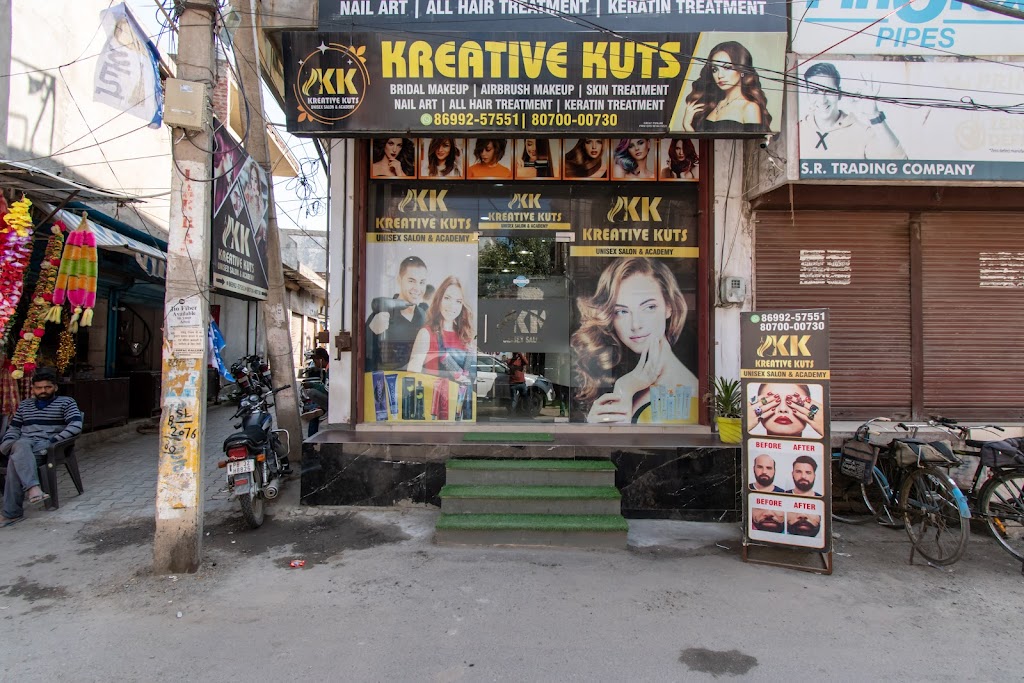 Kreative Kuts Salon Best Unisex Salon In Moga Best Bridal Makeup In Moga Best Hair Wig Patch In Moga