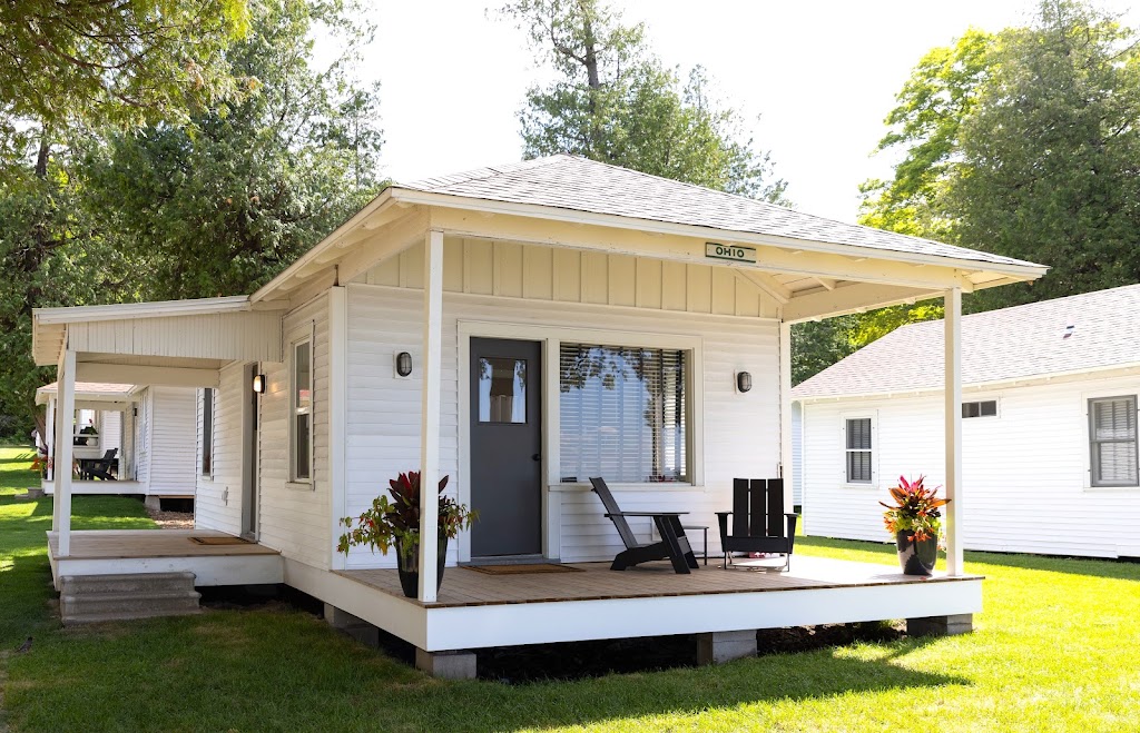  Alpine Resort and Cottages