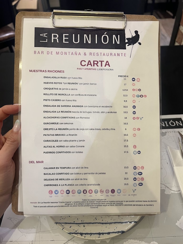 La Reunion Bar de Montana & Restaurante — Carta