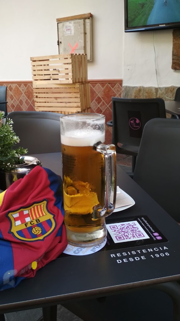 El mana lounge bar — Del propietario