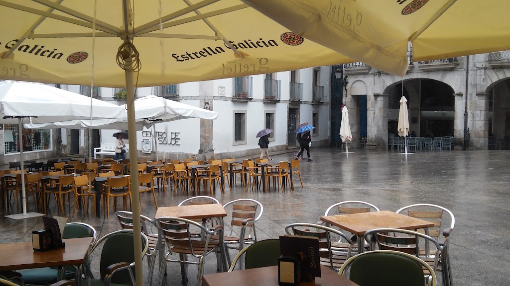 Salon de Cafe Grettel — Ambiente