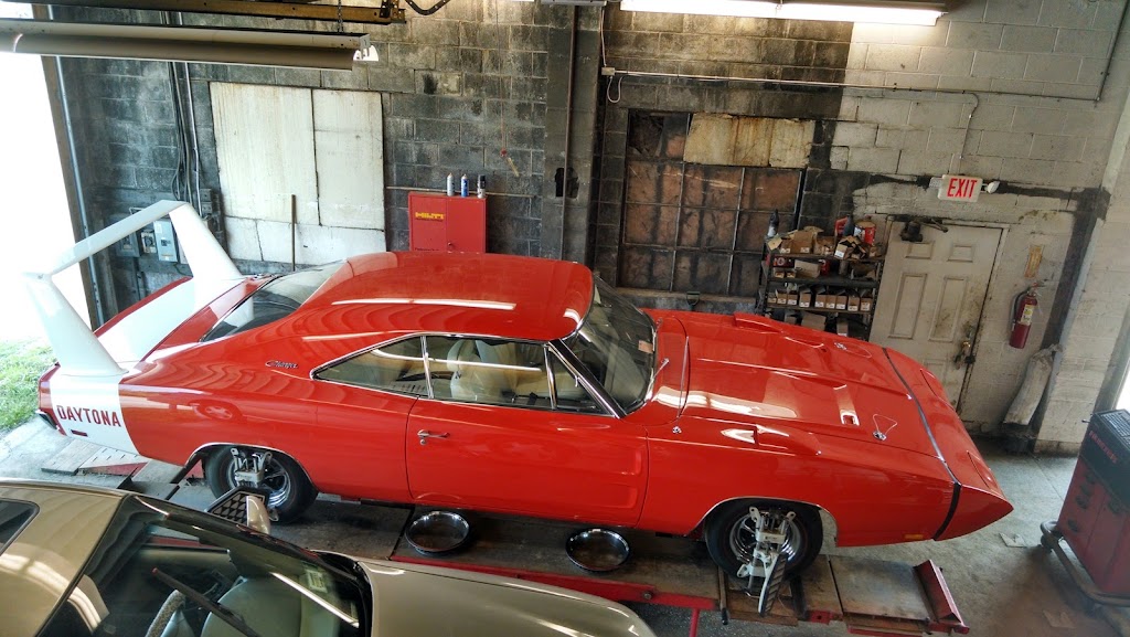 Auto repair shop in Silver Creek