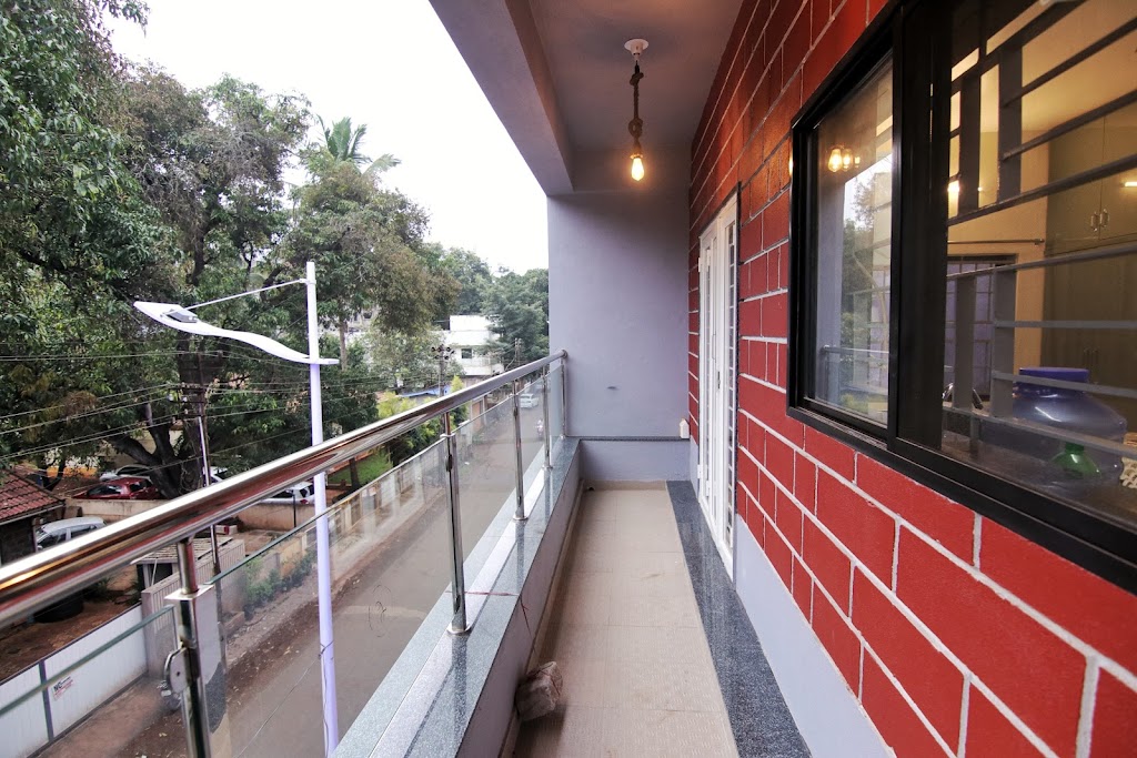 Picaddle Service Apartment