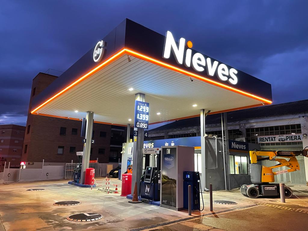 Gasolinera Nieves Piera
