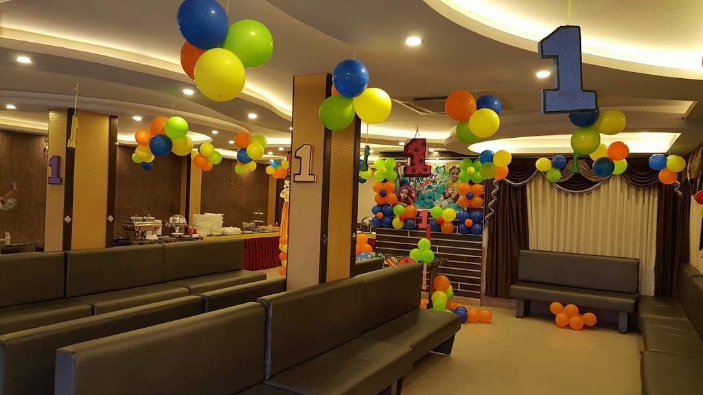 Modest Restaurant Room