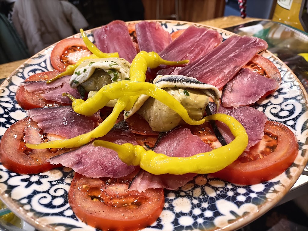 Bar Pedro y Coque — Comida y bebida