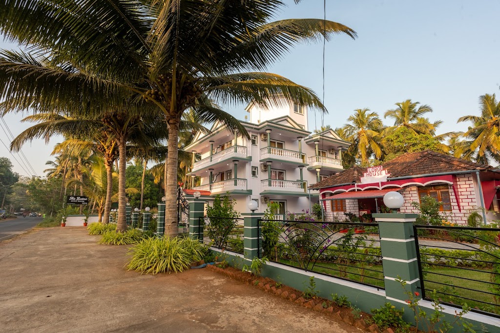 Lobo House