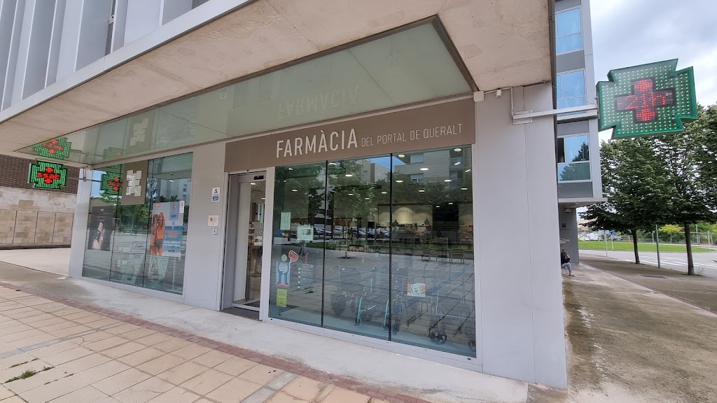 Farmacia del Portal de Queralt — Del propietario