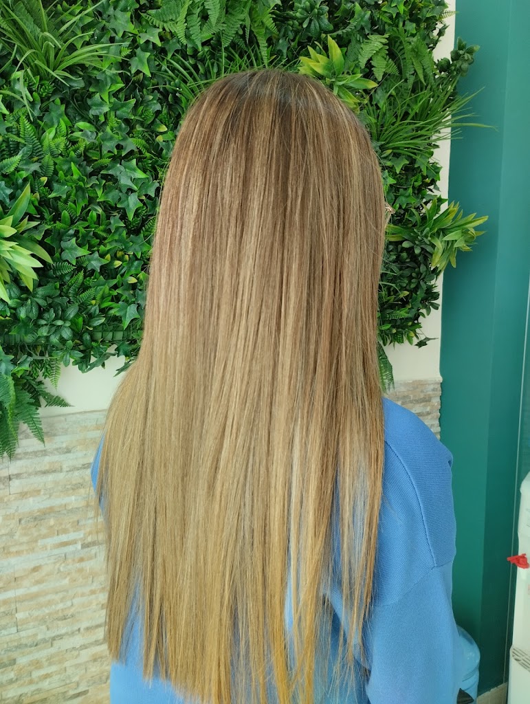 Ana Lacalle Peluqueria-Estetica-Unisex — Del propietario
