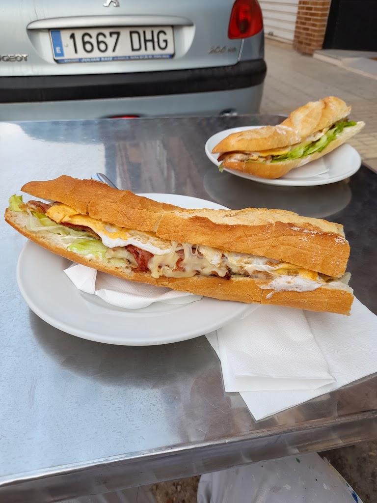 Bar O'Petito — Comida y bebida