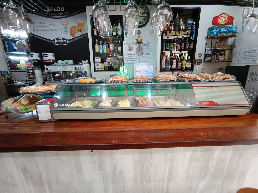 Cafe Bar Salou — Ambiente
